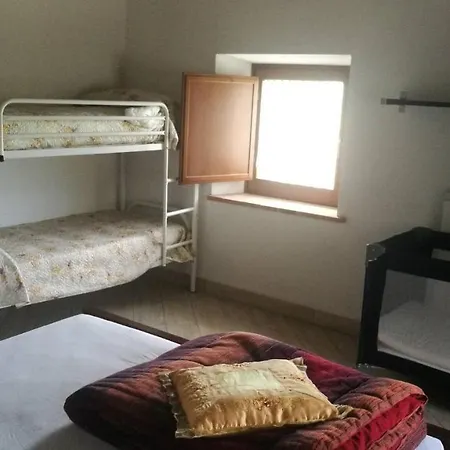 Ginestra 1 Bedroom 5 Pax Shared Pool *